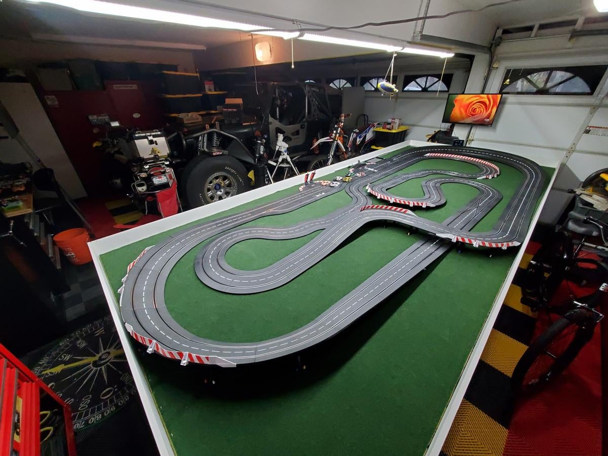 New to slot cars and this is my set up so far | SlotForum