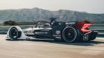 2019-2020-porsche-99x-electric-formula-e-race-car_100713637.jpg